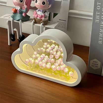 Tulip Mirror Lamp